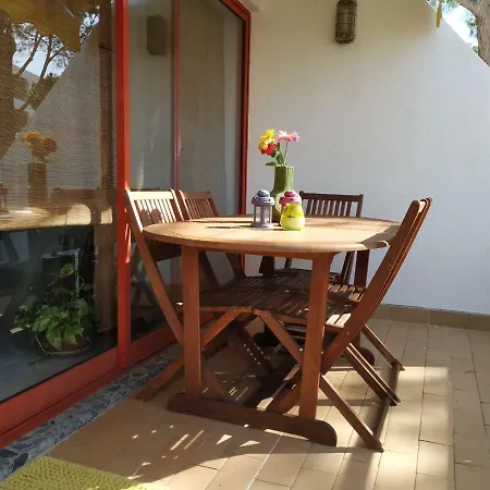 Apartment Caroni